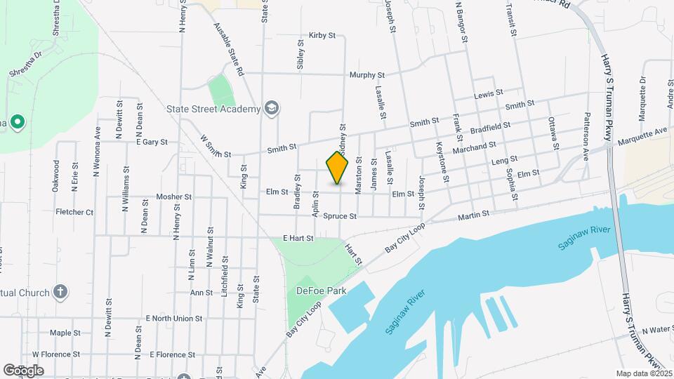 311 Elm St Map and Location Details