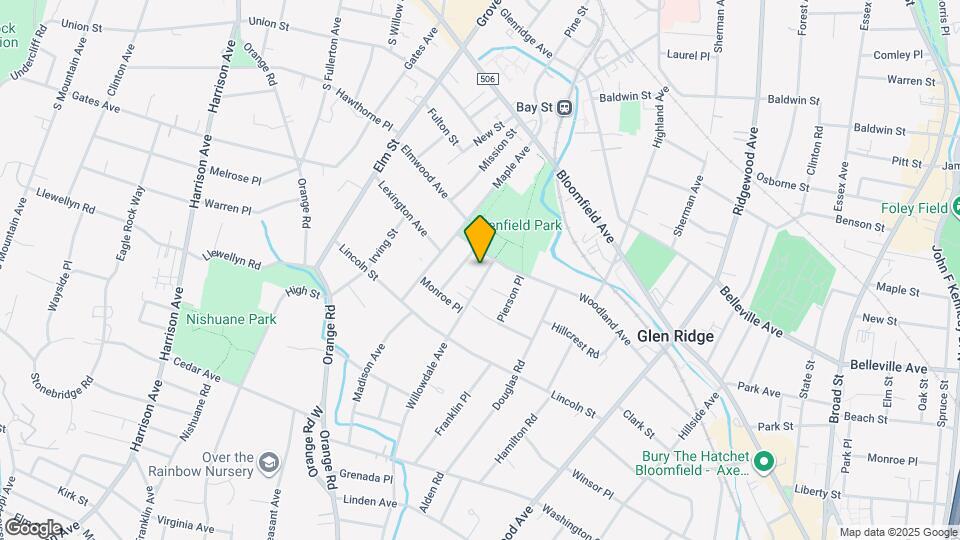 10 Willowdale Ave Map and Location Details