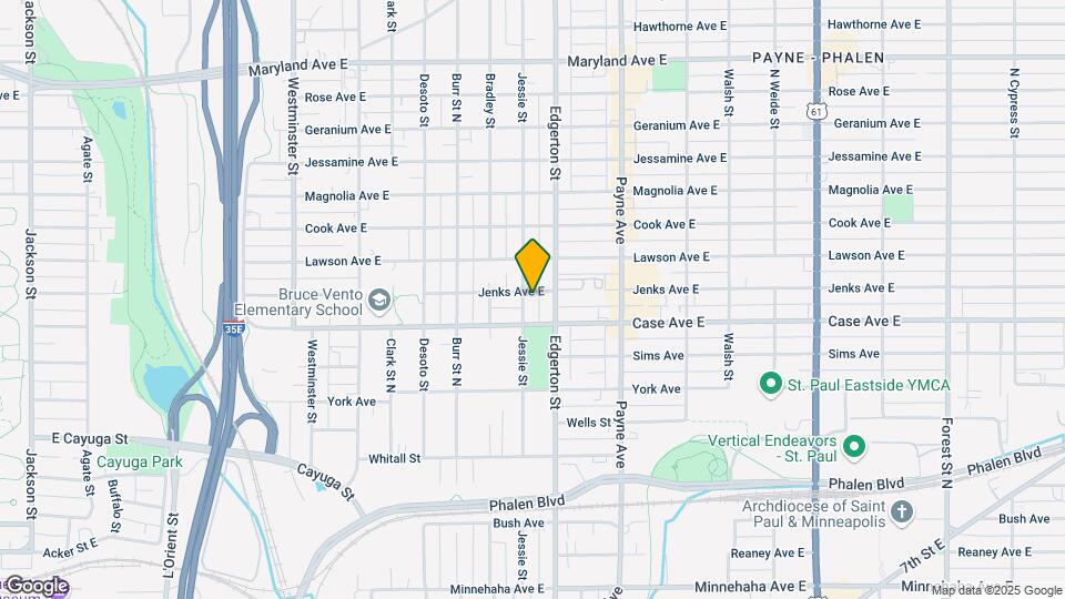 556 Jenks Ave Map and Location Details