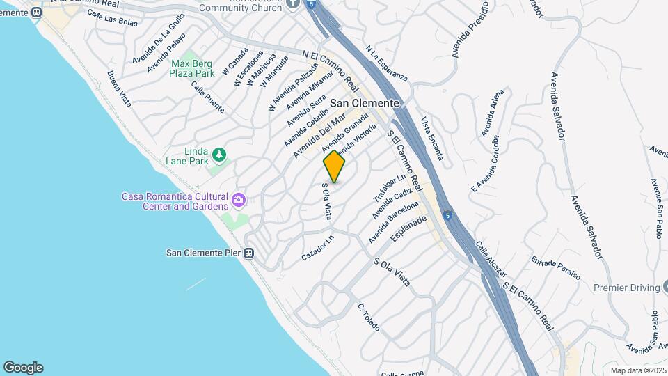 242 Avenida Santa Barbara Mapa y Detalles de la Ubicación