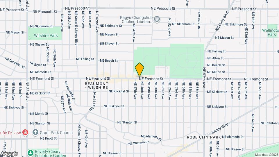4745 NE Fremont St Map and Location Details