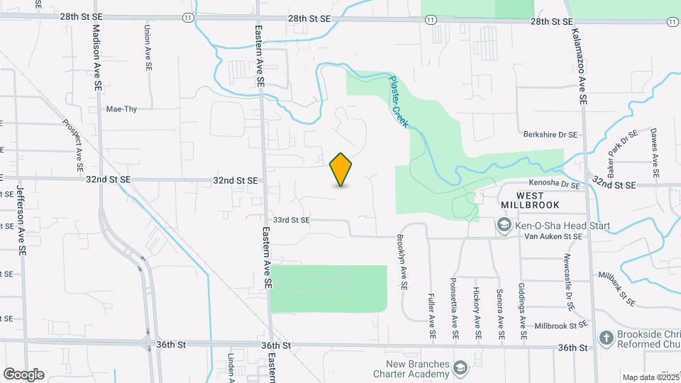 945-947 Lancashire Ct SE Map and Location Details