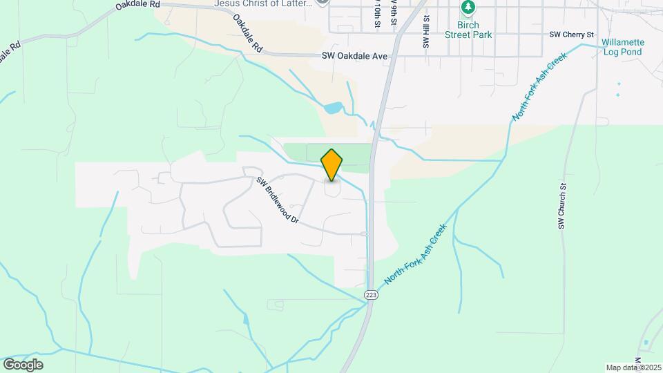 2208 SW Elmwood Dr Map and Location Details