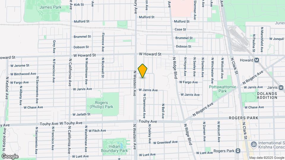7434 N Claremont Ave Map and Location Details