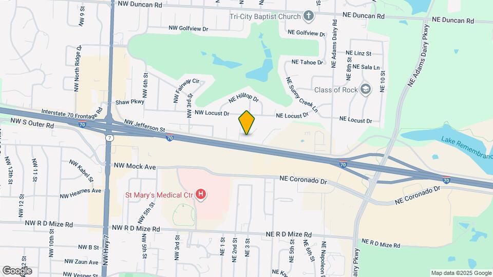 212 NE Cedar Ct Map and Location Details