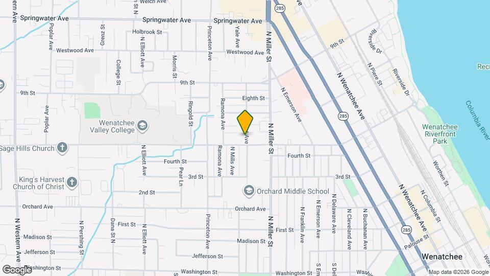 Apt B, 1100 5th Street Map and Location Details