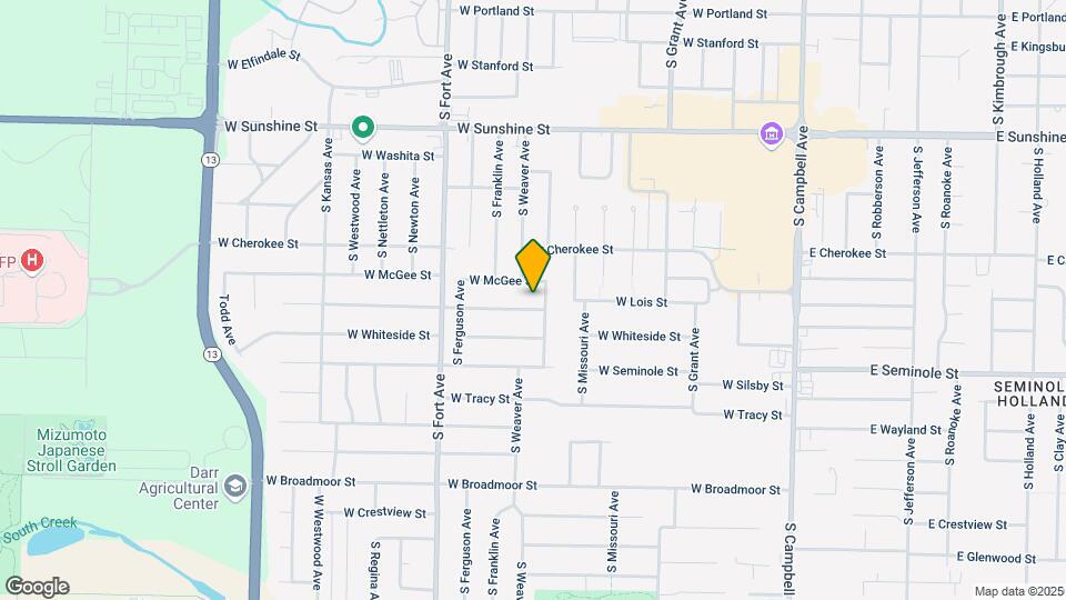 1031 W Lindberg St Map and Location Details