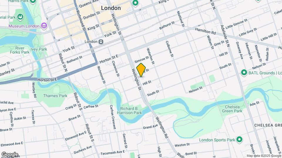 146-146 Wellington St Map and Location Details
