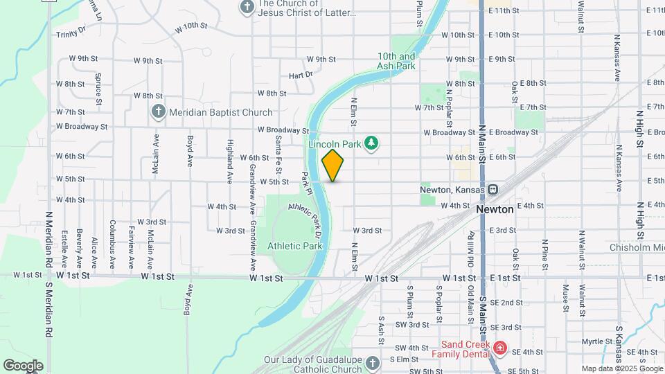 521 W 5th St Map and Location Details