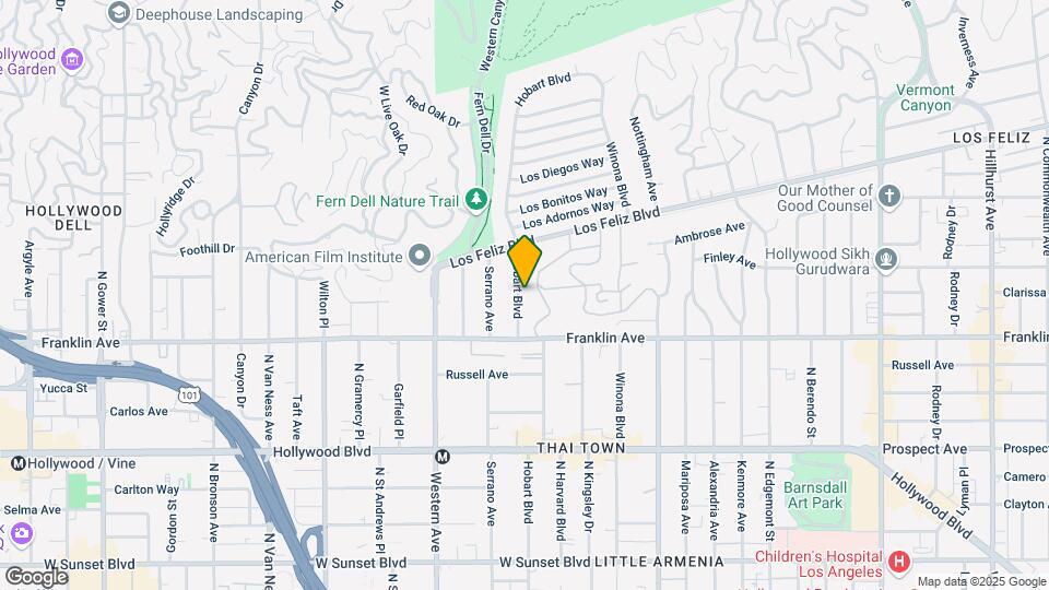 2000 N Hobart Blvd Map and Location Details