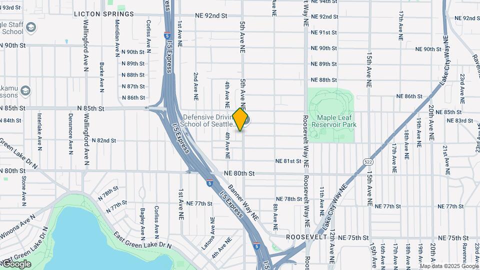 8261 5th Ave NE Mapa y Detalles de la Ubicación