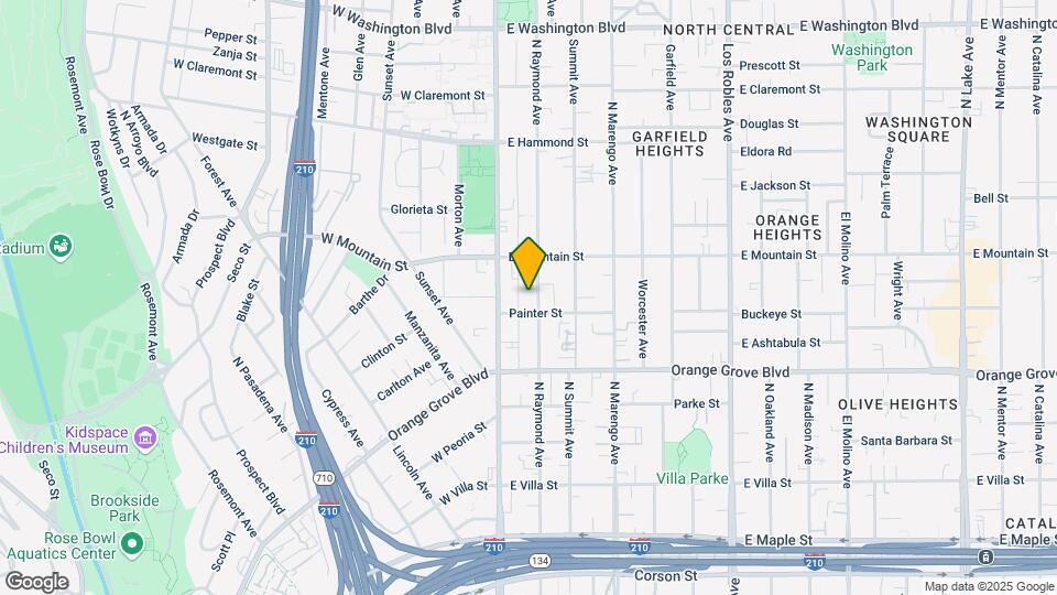 835 N Raymond Ave Map and Location Details