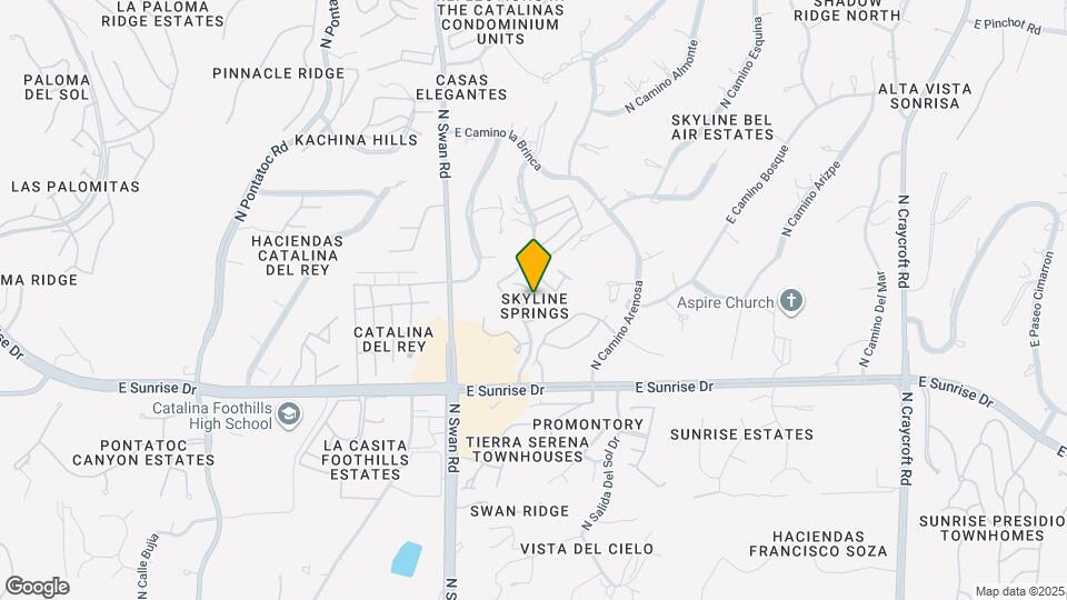 5750 N Camino Esplendora Map and Location Details