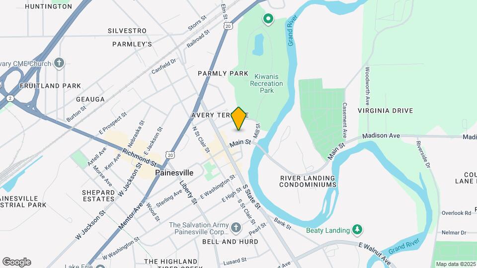 257 E Main St Map and Location Details