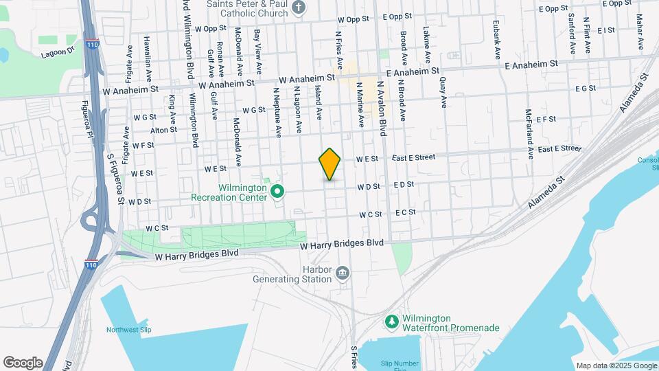 327 W D St Mapa y Detalles de la Ubicación