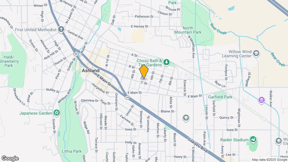 LYN Apartments Ashland, OR Apartments For Rent