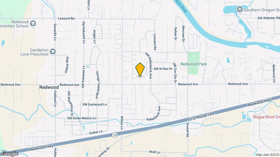 2366 Redwood Ave Map and Location Details