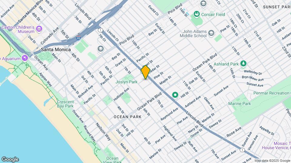 730 Cedar St Mapa y Detalles de la Ubicación