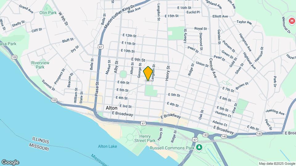 440-442 E 6th St Mapa y Detalles de la Ubicación
