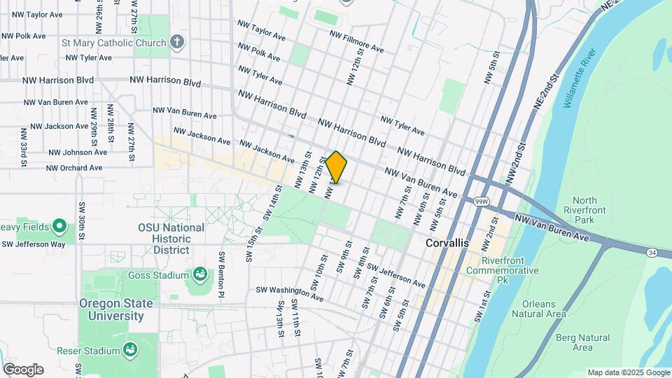129 NW 11th St Map and Location Details