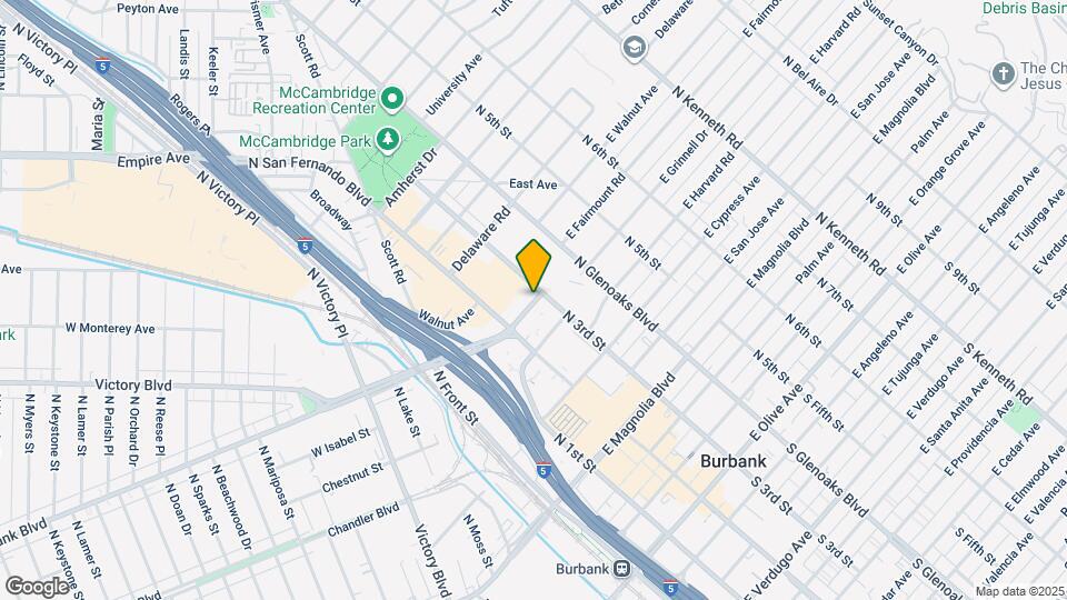 239 E Burbank Blvd Map and Location Details