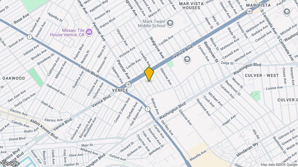 2435 Glyndon Ave Map and Location Details