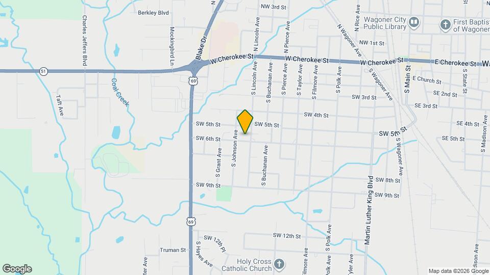 1004 SW 6th St Map and Location Details