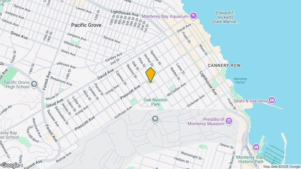 674 Oak St Map and Location Details