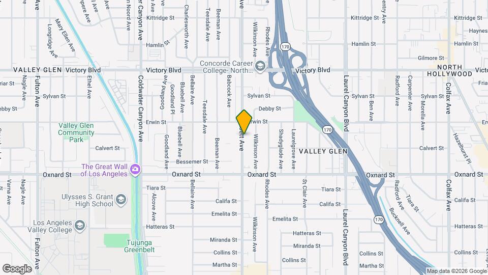 6132 Whitsett Ave Map and Location Details