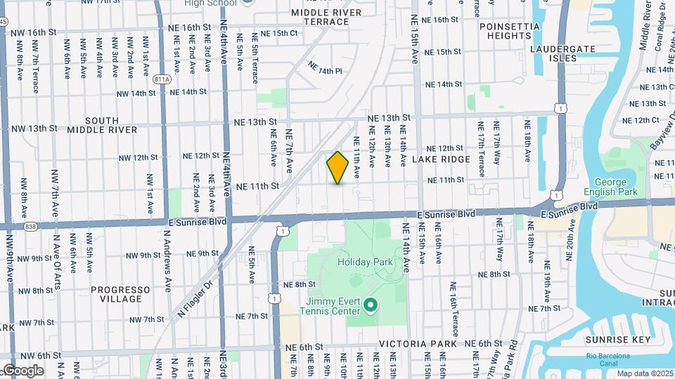 1041 NE 10TH Ave Map and Location Details