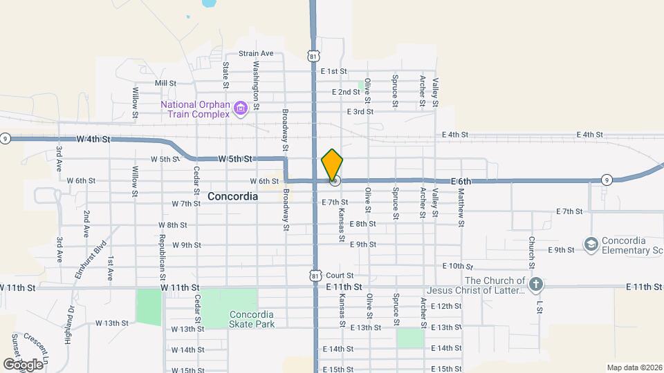 226 E 6th Map and Location Details