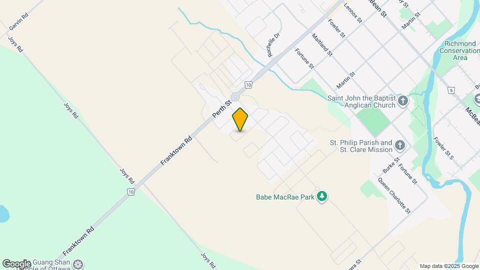 106 Hackamore Cres Map and Location Details