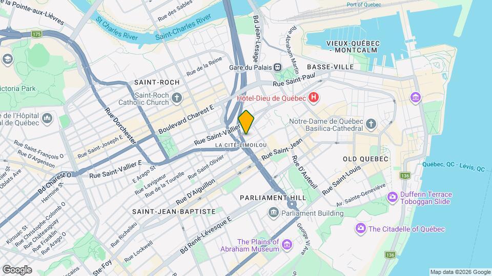 910 Des Soeurs-De-La-Charité Map and Location Details