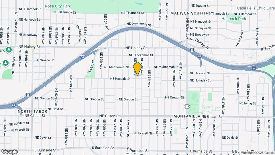 7407 NE Hassalo St Map and Location Details