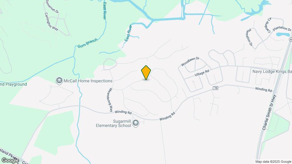 226 Edgewater Dr Map and Location Details