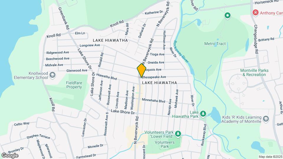 104 N Beverwyck Rd Map and Location Details