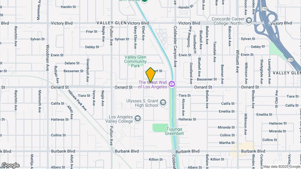 13041 Oxnard St Map and Location Details