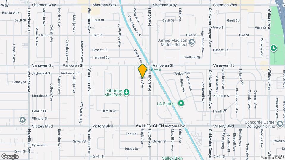 6704 Nagle Ave Map and Location Details