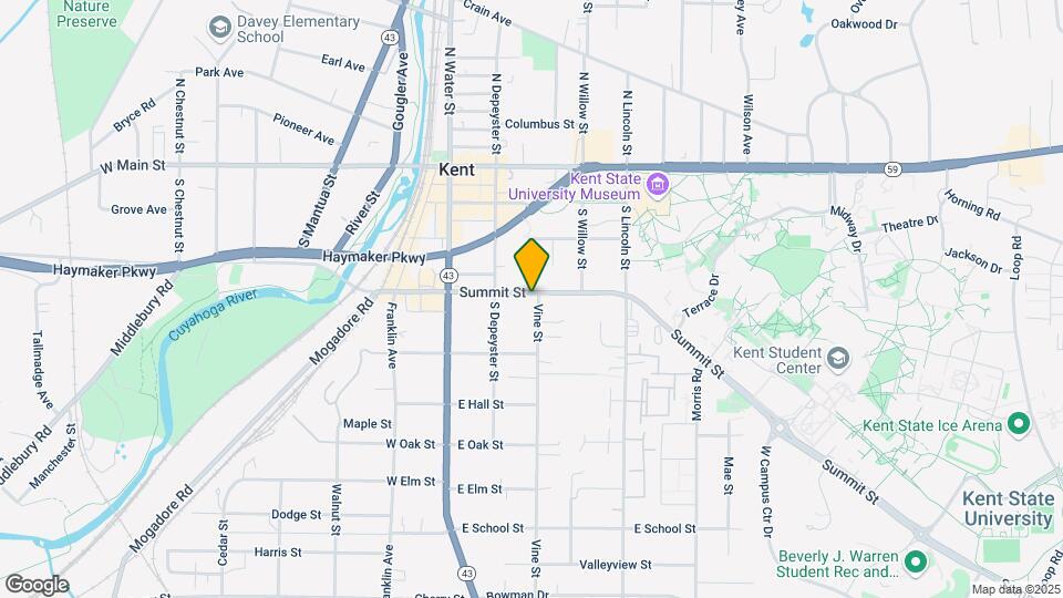 230 E Summit St Map and Location Details