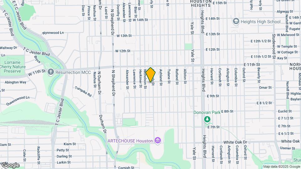 945 Waverly St Map and Location Details