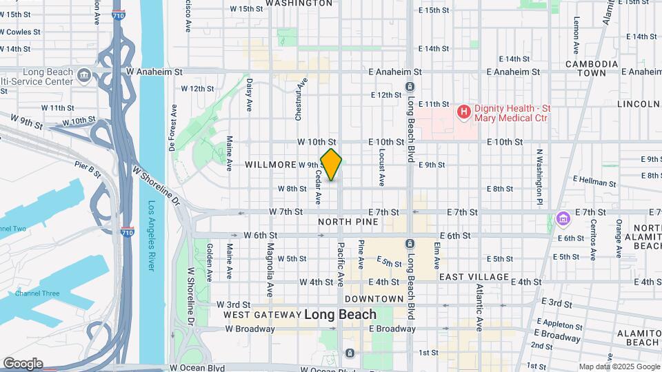 215 W 8th St Map and Location Details