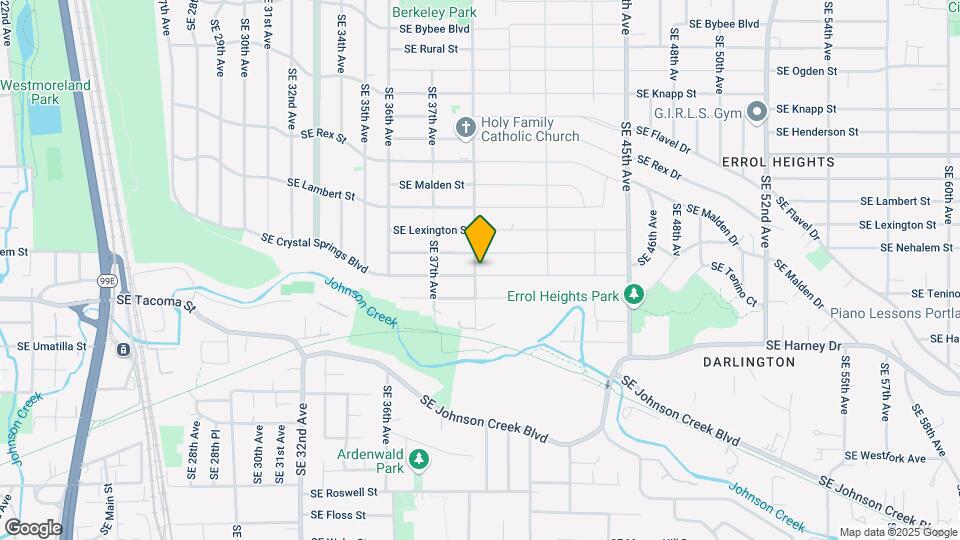 3909 SE Crystal Springs Blvd Map and Location Details