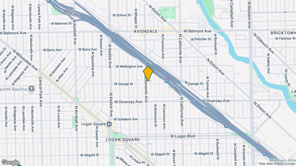 2901 N Sacramento Ave Map and Location Details