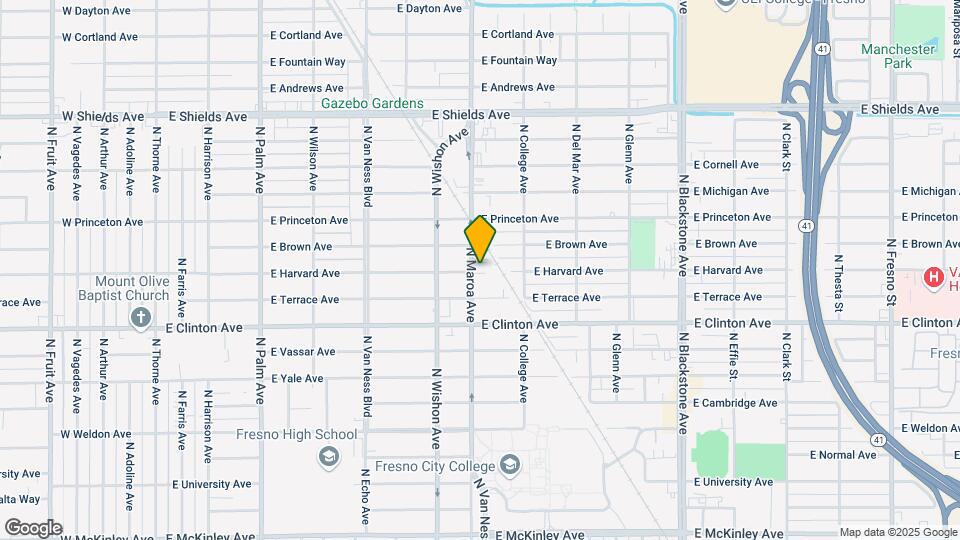 Maroa Lanai Apartments Map and Location Details