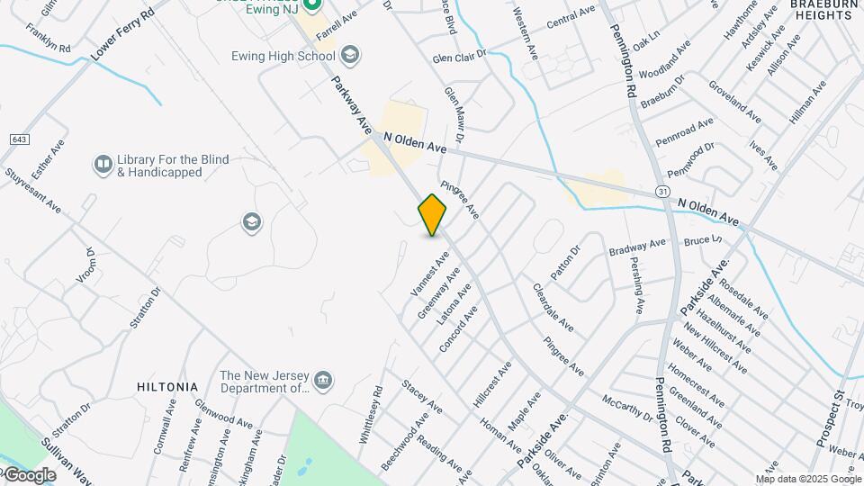 695 Parkway Ave Mapa y Detalles de la Ubicación