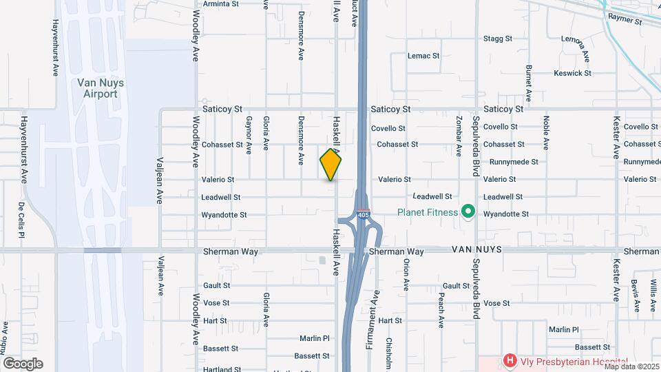 7347 Haskell Ave, Unit 207 Mapa y Detalles de la Ubicación