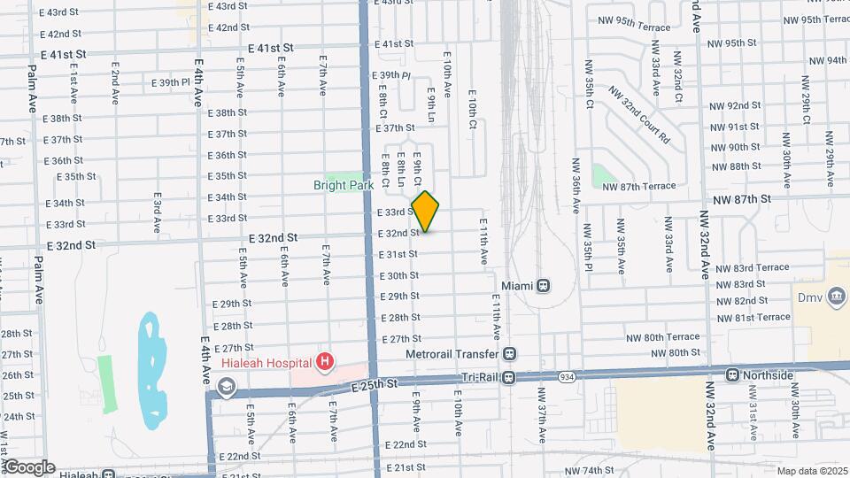 932 E 32nd St Map and Location Details