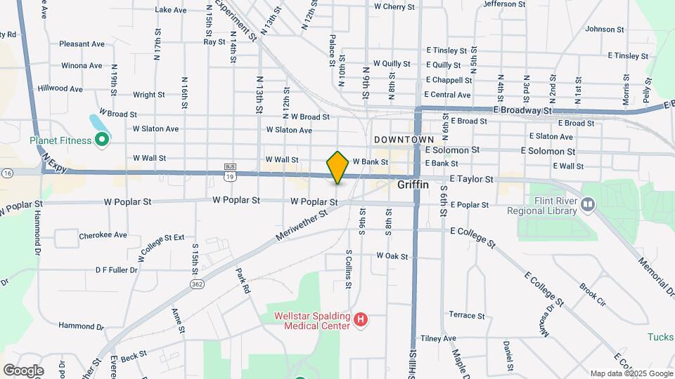 224 S 10th St Map and Location Details