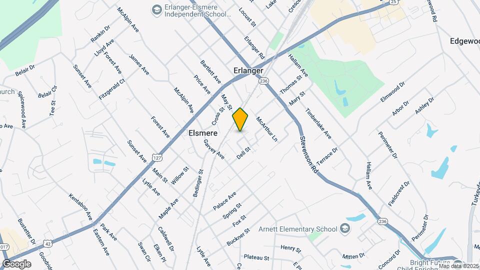 218 Short Maple St Mapa y Detalles de la Ubicación