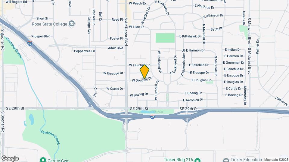 214 W Douglas Dr Mapa y Detalles de la Ubicación